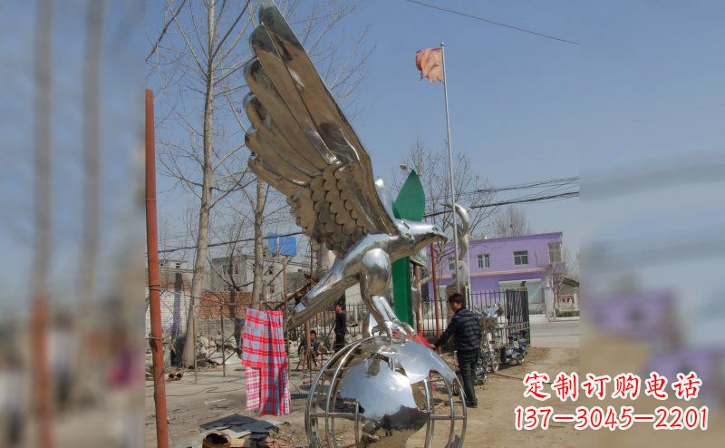 湖南不锈钢老鹰雕塑2