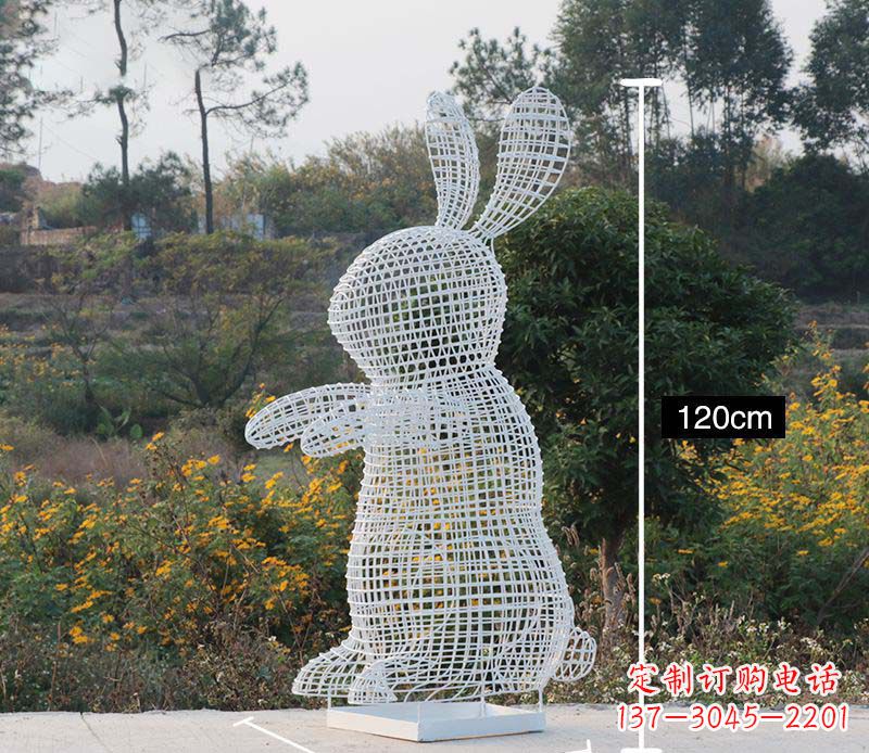 湖南不锈钢镂空兔子雕塑1
