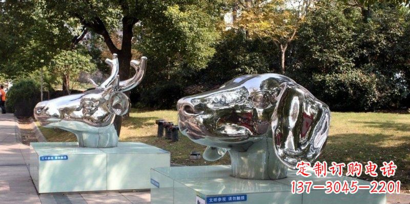 湖南不锈钢鹿和狗头公园雕塑