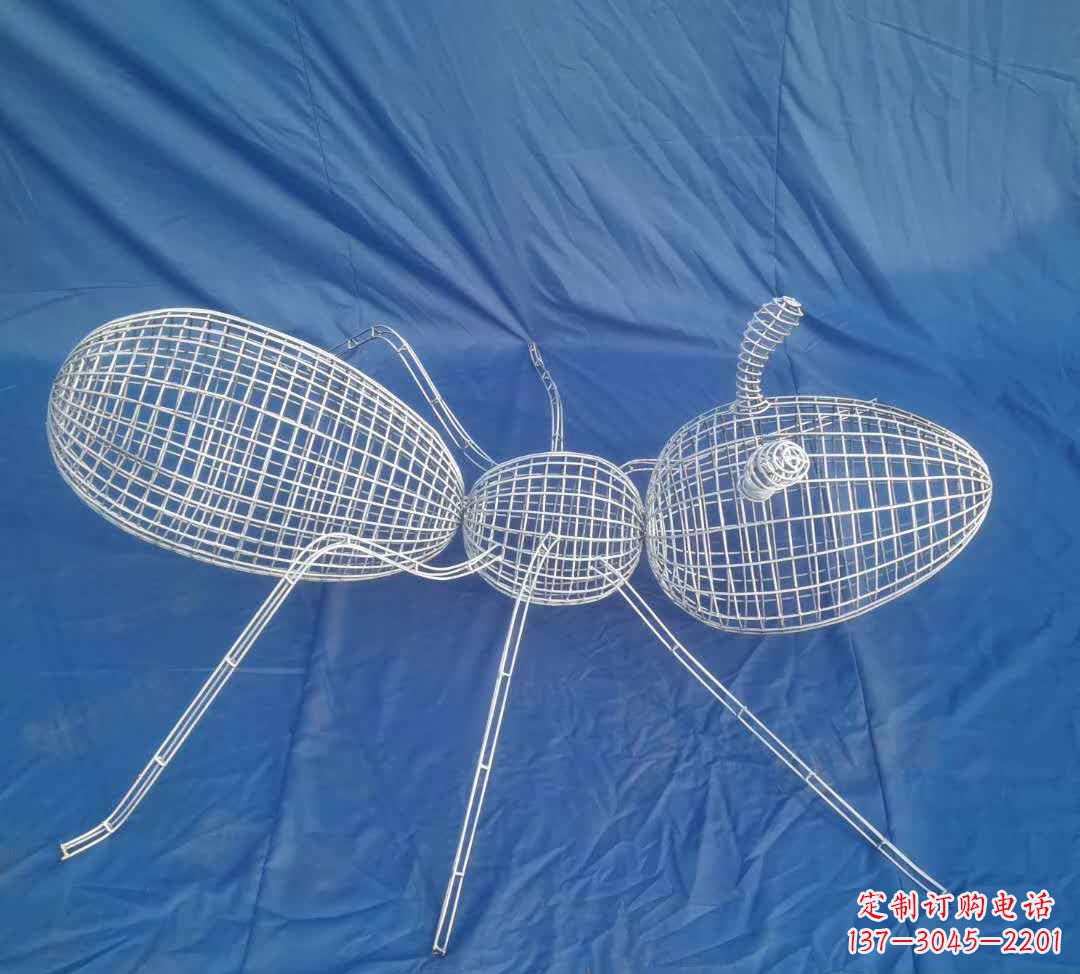 湖南不锈钢蚂蚁镂空雕塑1