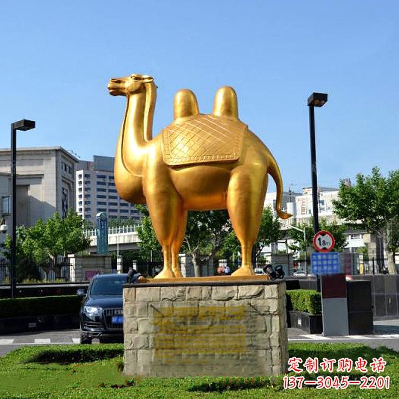 湖南不锈钢喷漆骆驼雕塑-城市绿化带动物雕塑