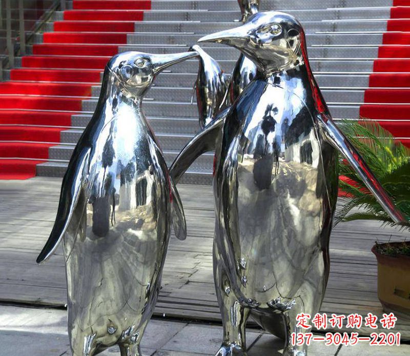 湖南不锈钢企鹅雕塑