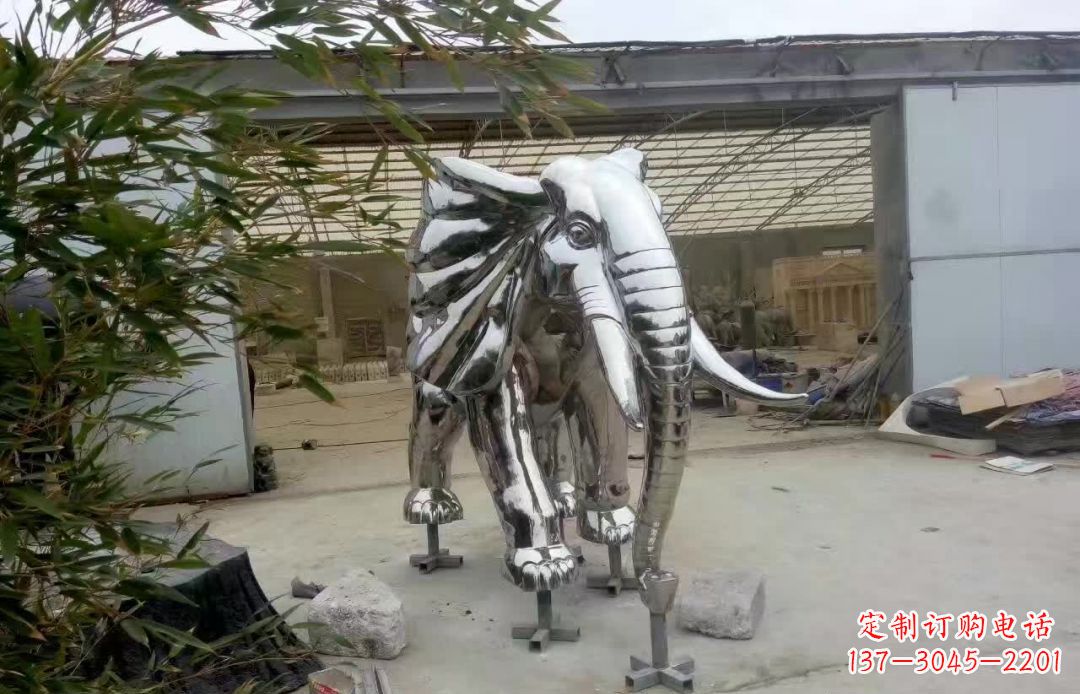 湖南大象雕塑——装饰不锈钢售楼部