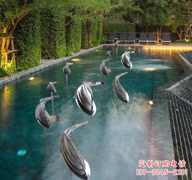 湖南不锈钢动物雕塑——美丽的水景装置