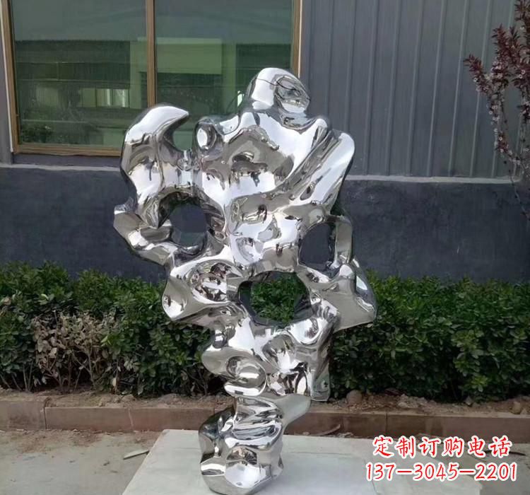 湖南精美太湖石雕塑,给环境带来灿烂光彩