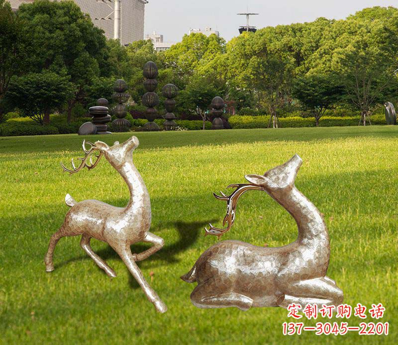 湖南不锈钢小区抽象麋鹿雕塑