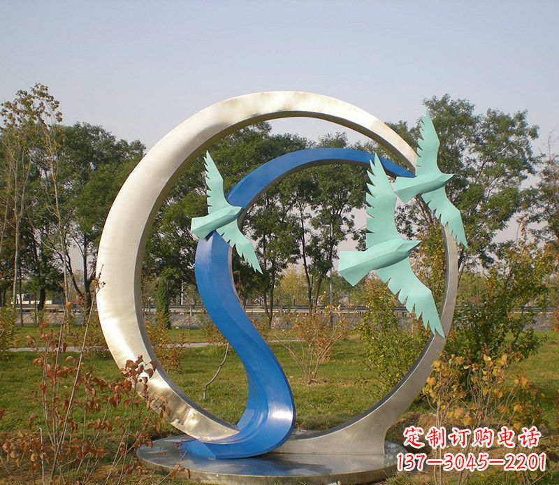 湖南不锈钢圆环公园雕塑