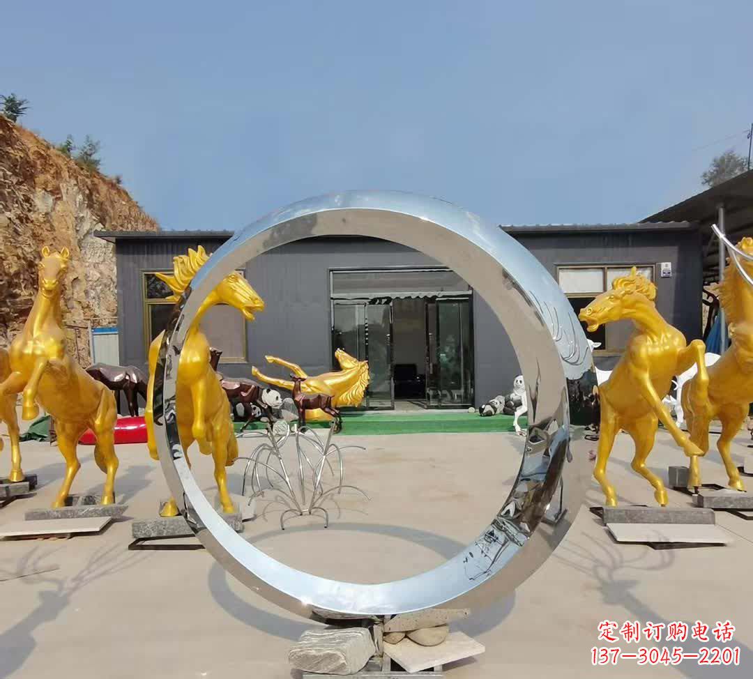 湖南不锈钢造型圆环景观雕塑