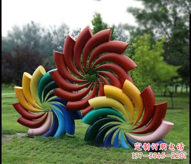 湖南彩色不锈钢风车雕塑