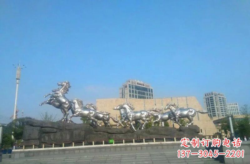 湖南城市不锈钢奔跑的马群雕塑