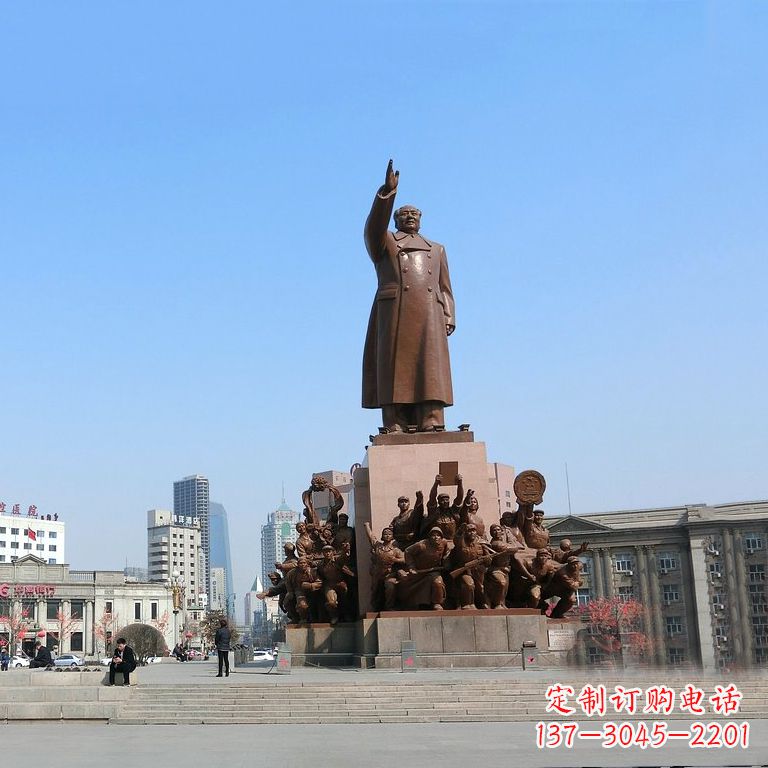 湖南城市广场毛主席大型人物群景观
