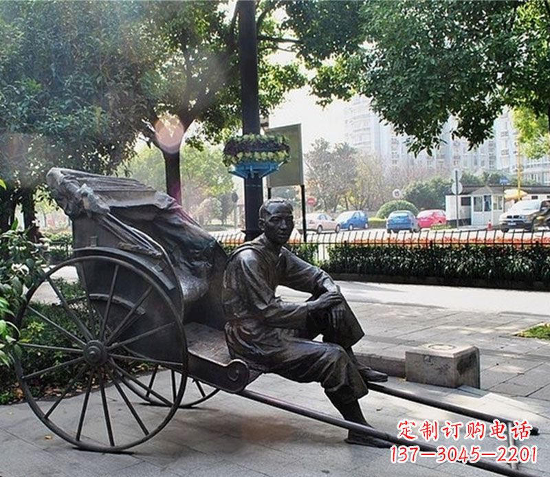 湖南城市接头黄包车夫铜雕——记录城市历史的缩影