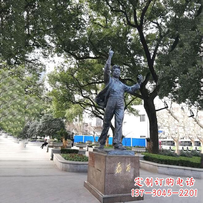 湖南聂耳传奇一座铜雕的赞歌