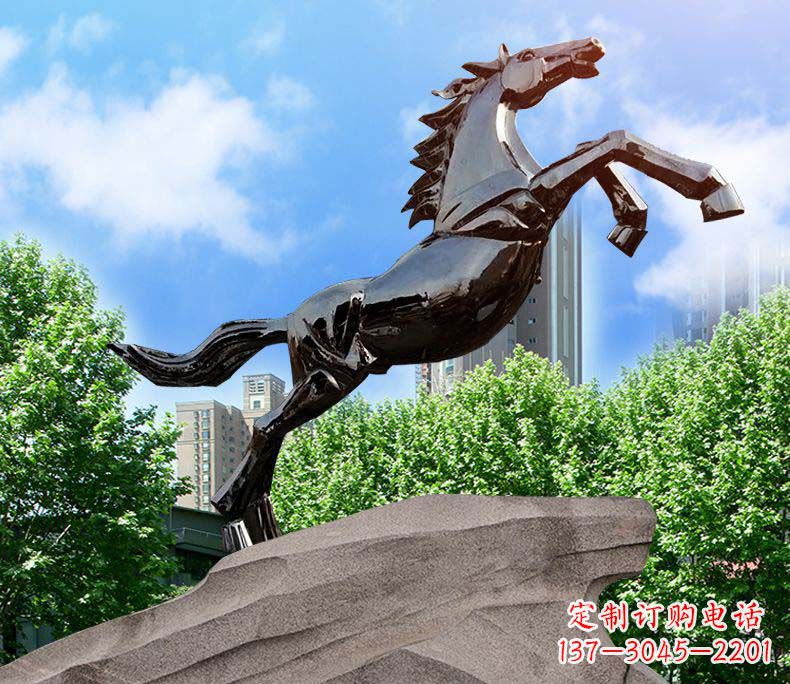 湖南镜面不锈钢奔马雕塑给城市增添灵气