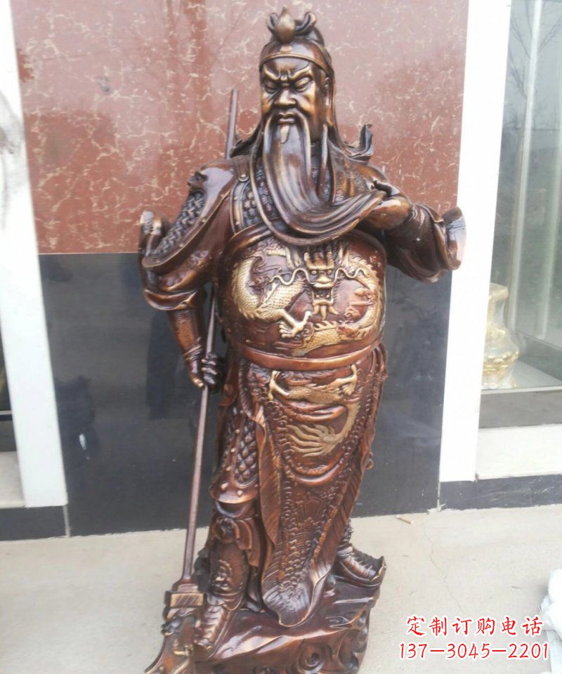 湖南此关公雕塑