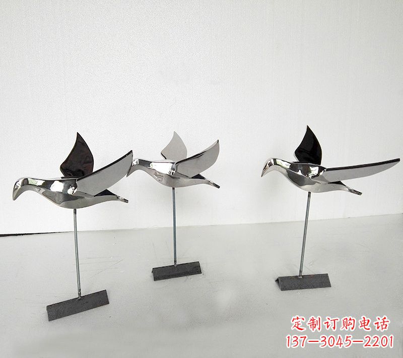 湖南优雅的鸽子雕塑——不锈钢插件公园的精美装饰