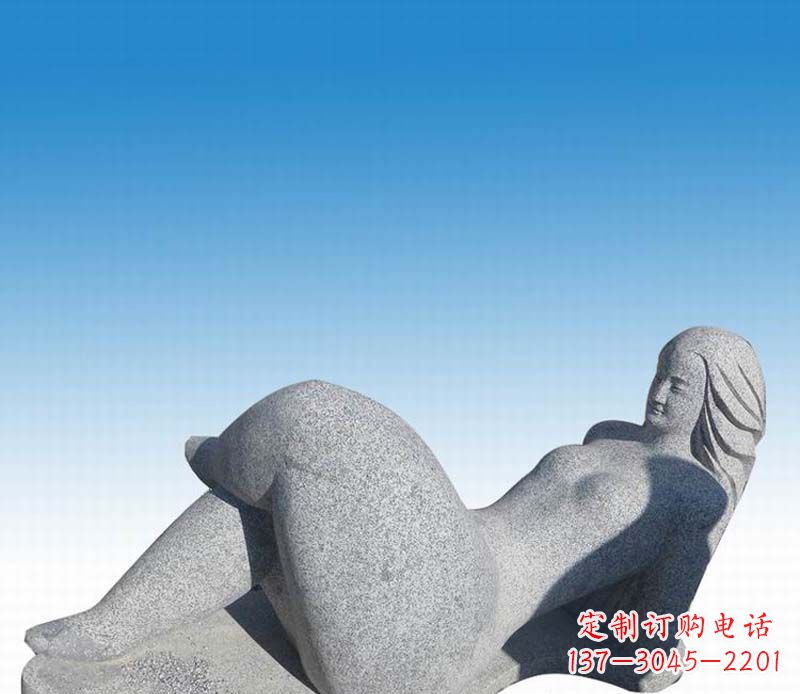 湖南活力四射的女孩雕塑