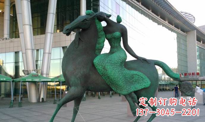 湖南骑马雕塑让女孩的梦想变为现实