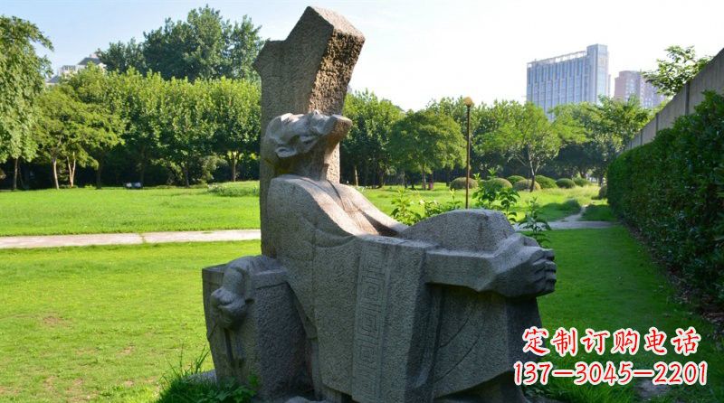 湖南兔雕塑——表达抽象守株待兔的智慧