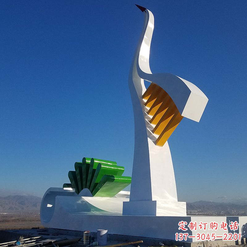 湖南抽象仙鹤雕塑