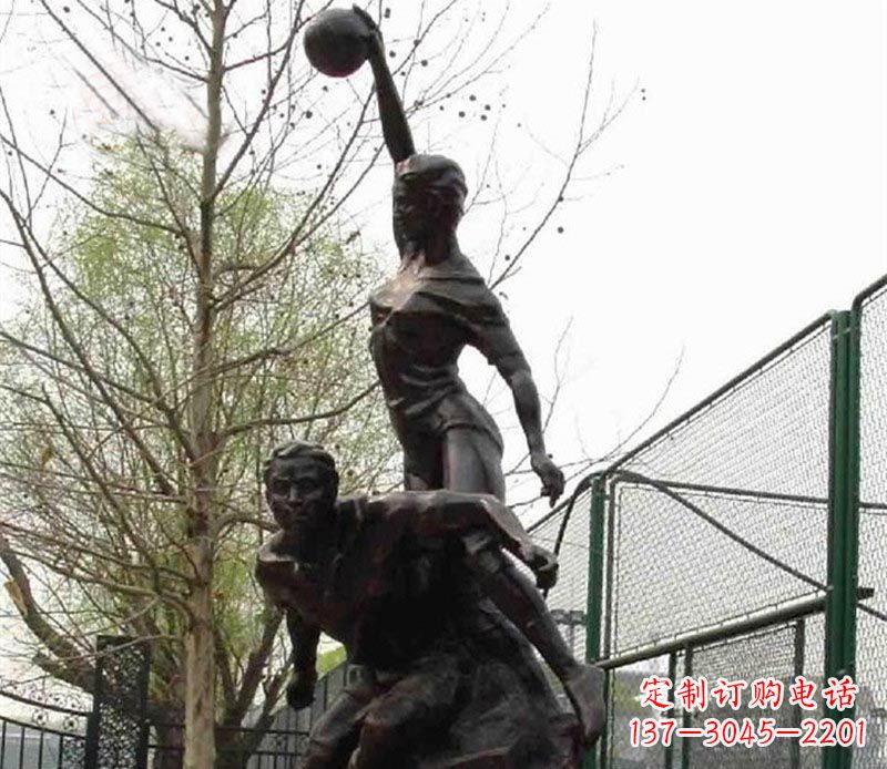 湖南打篮球的运动员铜雕