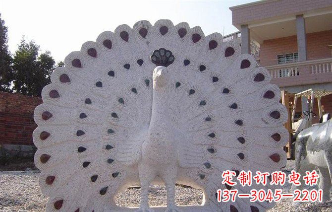湖南精美绝伦的孔雀石雕塑