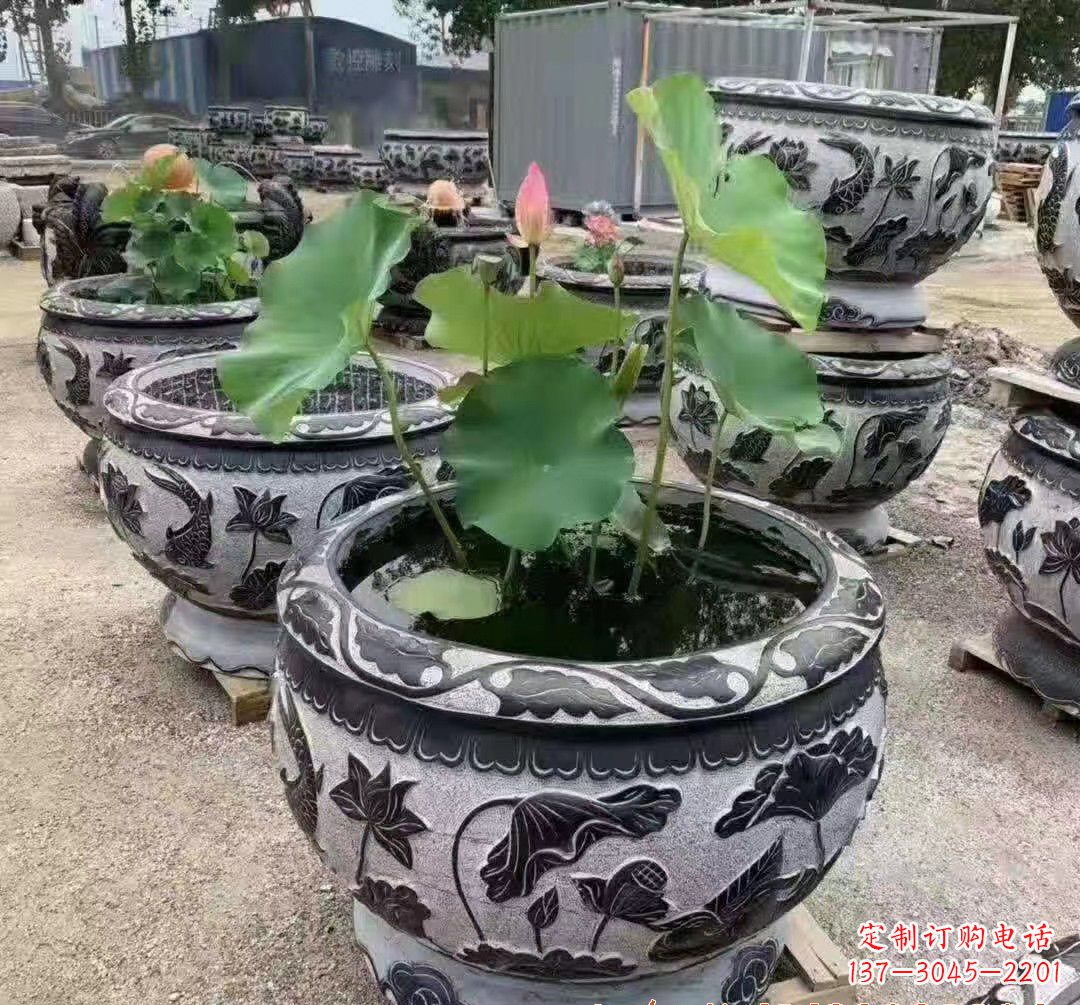 湖南精美大理石鱼缸雕塑