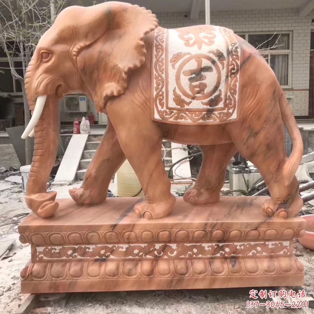 湖南欣赏传统工艺精湛的大象雕塑