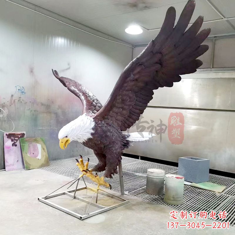 湖南大型老鹰雕塑玻璃钢仿真雕塑