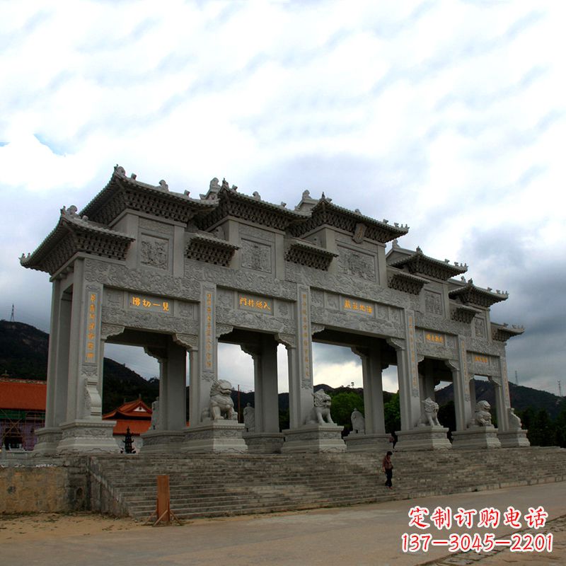 湖南大型寺庙五门石雕牌楼