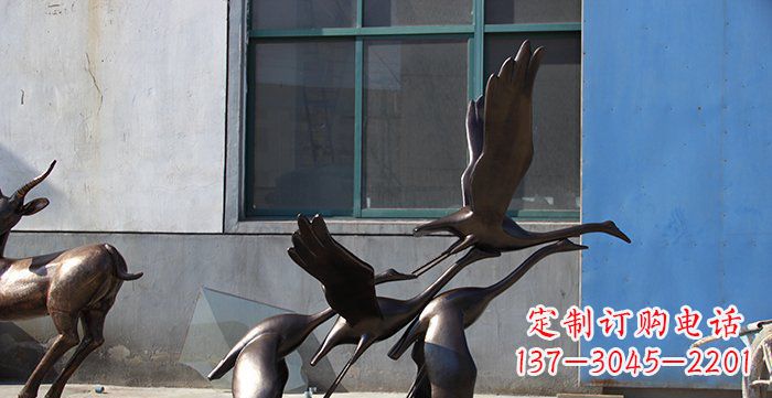湖南大雁飞翔铸铜雕塑