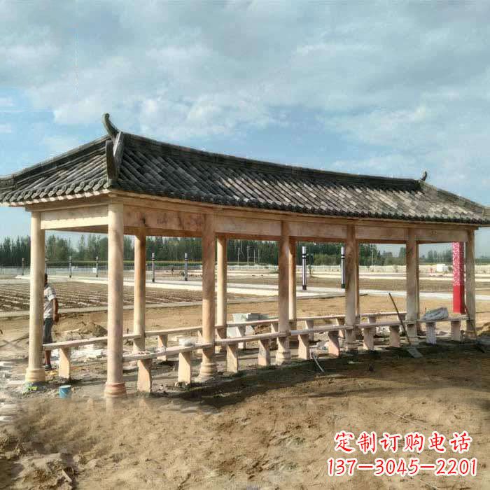 湖南带瓦石雕长廊