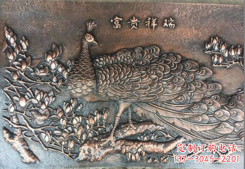 湖南华丽锻铜孔雀雕塑