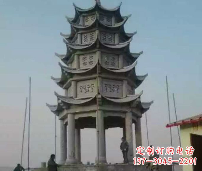 湖南精美绝伦的多层凉亭石雕