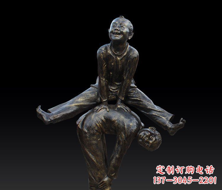 湖南儿童跳山羊人物雕塑