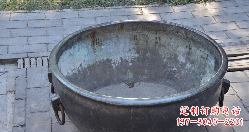 湖南仿古纹饰铜水缸雕塑
