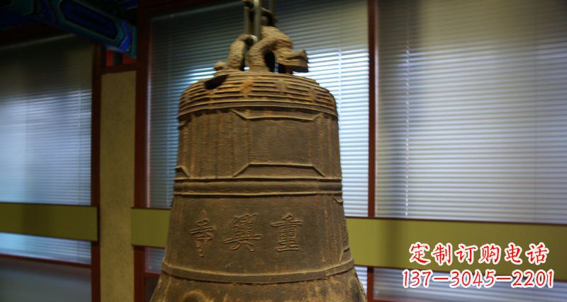 湖南仿古铜钟雕塑定制