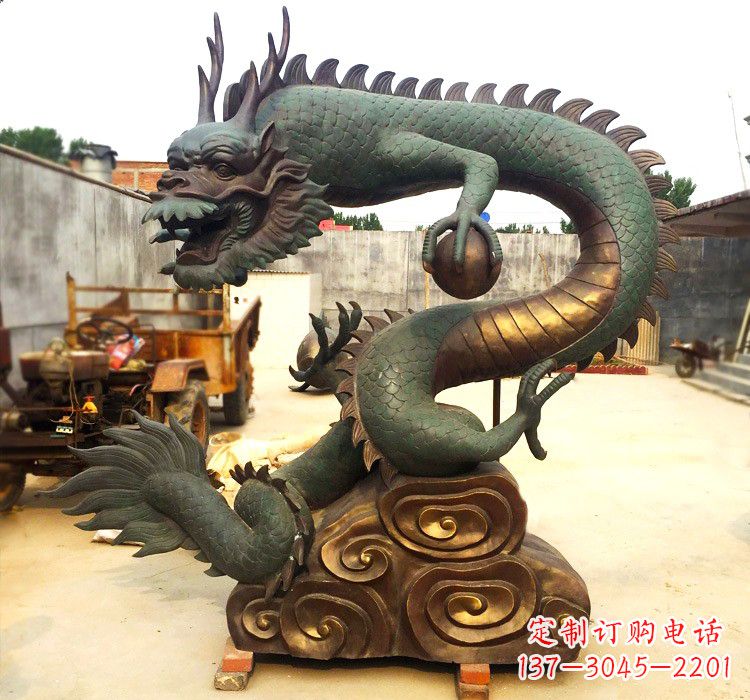 湖南飞龙戏珠铜雕
