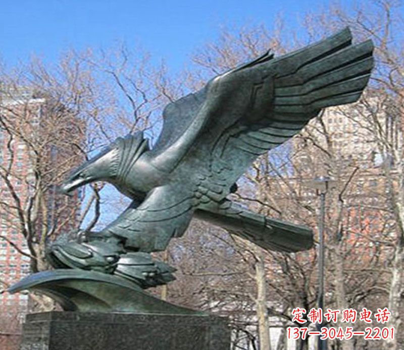 湖南飞鹰石雕动物景观雕塑