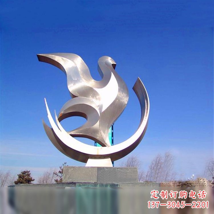 湖南贴近自然的精美鸽子雕像