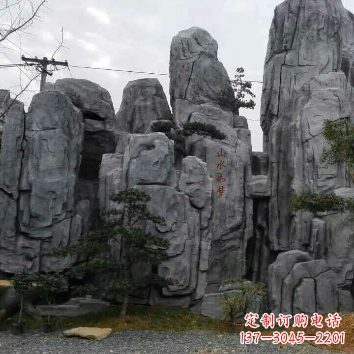 湖南GRC塑石假山雕塑--营造一片芳草如茵的大自然风景