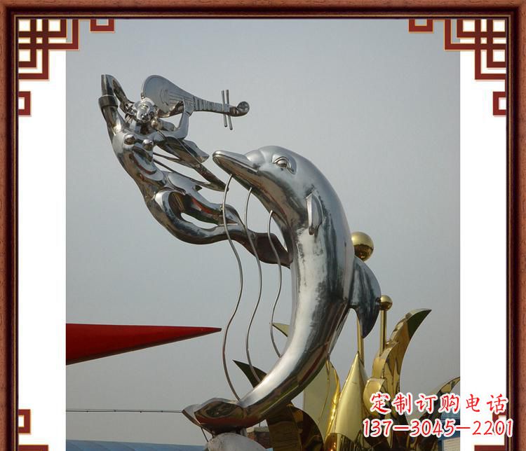 湖南活力满满的海豚雕塑