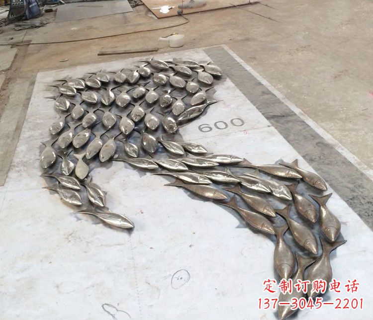 湖南多彩活力的不锈钢动物雕塑