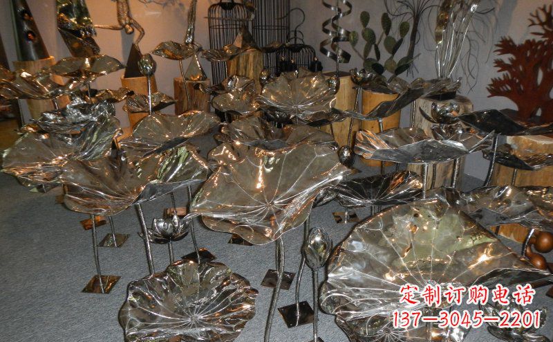 湖南公园不锈钢荷叶雕塑