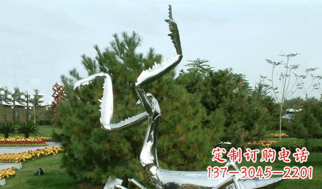 湖南不锈钢螳螂雕塑