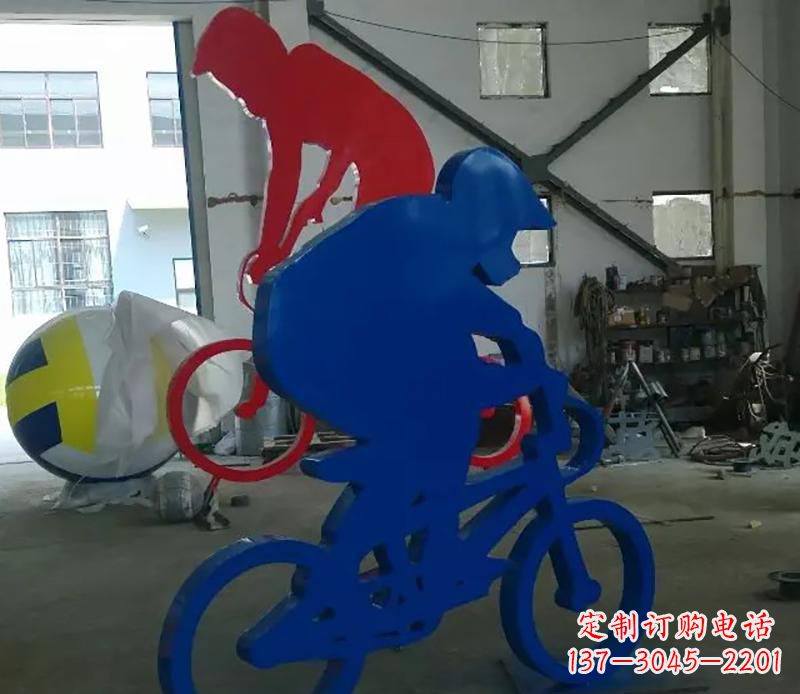 湖南公园不锈钢骑自行车运动人物雕塑
