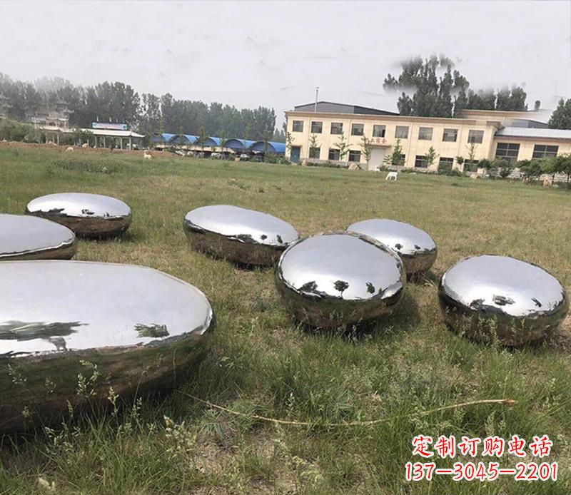湖南精美不锈钢水滴景观雕塑
