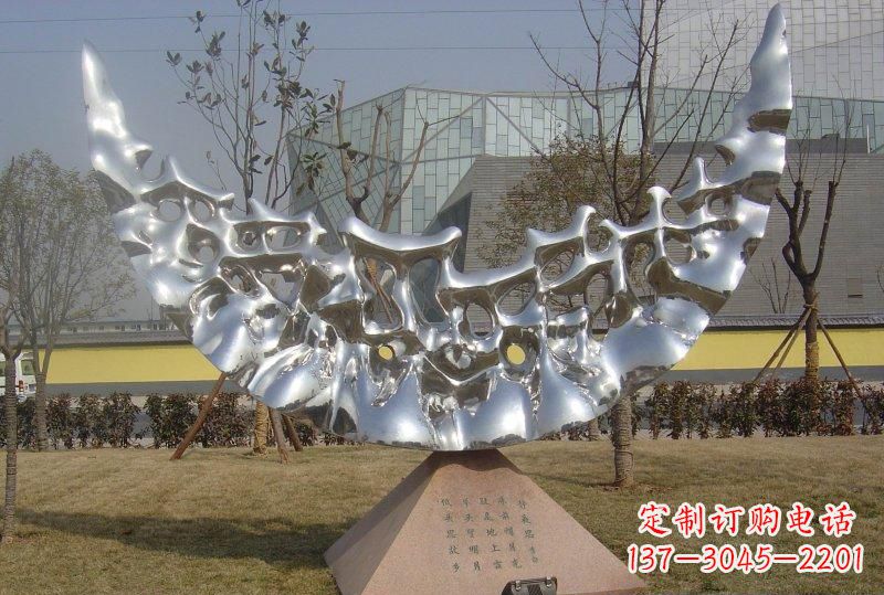 湖南新款不锈钢月亮景观雕塑