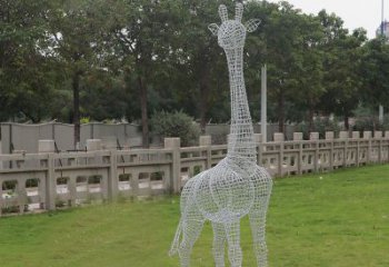 湖南浪漫活力·不锈钢镂空长颈鹿雕塑