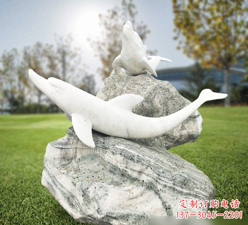 湖南中领雕塑设计之海豚石雕